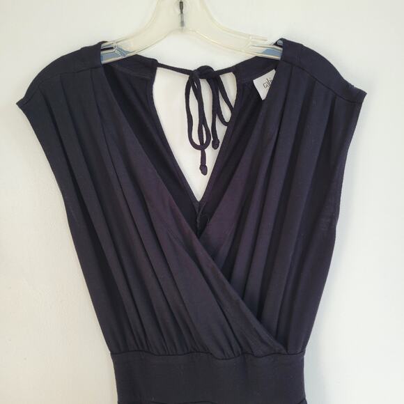 CAbi Downtown Jumpsuit Black V Neck Stretch Jersey Cap Sleeves Women Small - Picture 3 of 13